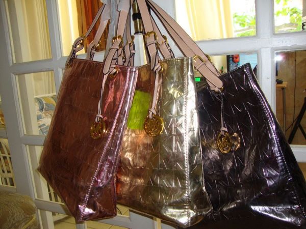 RÉPLICA BOLSA MICHAEL KORS 1°linha