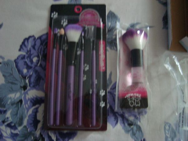 kit com 5pincéis+1pincél Kabu macrilan